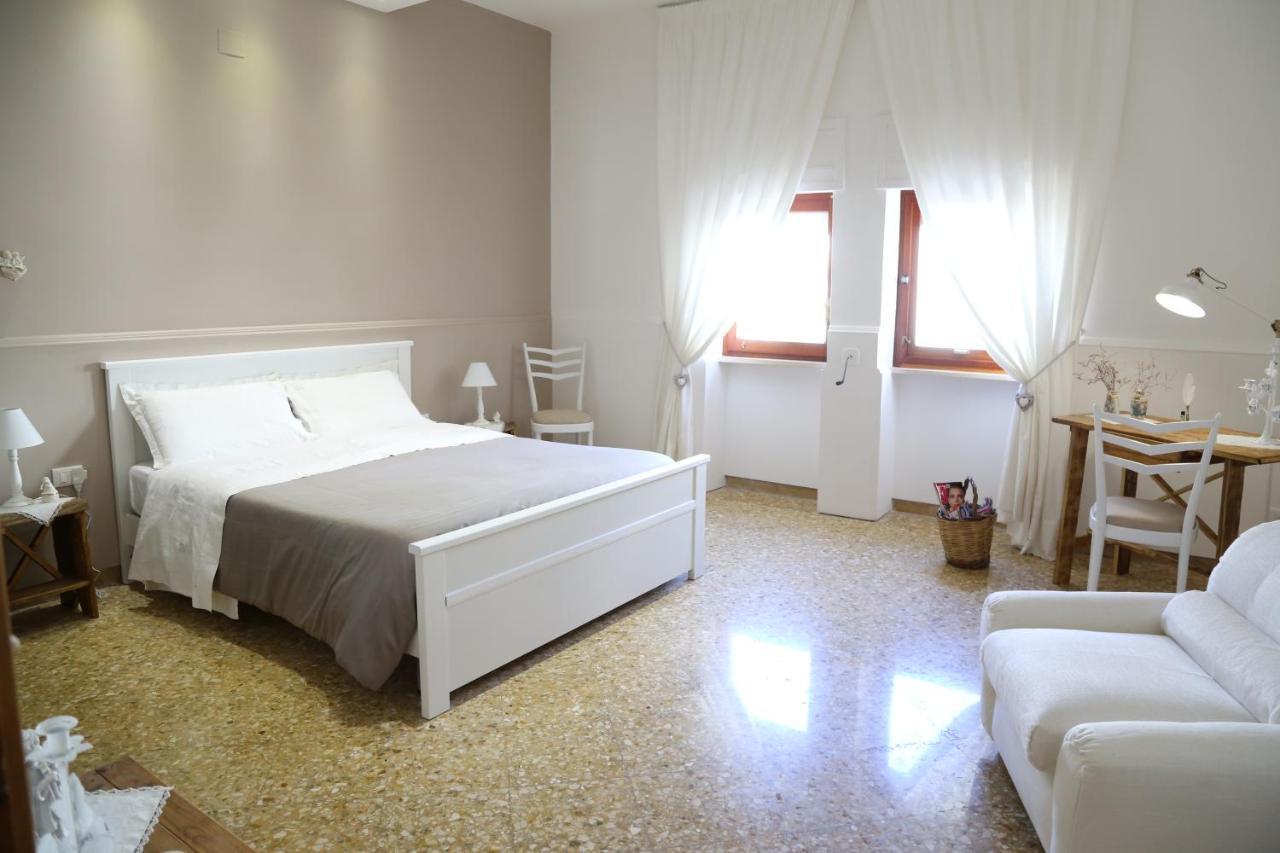 Bed and Breakfast Viro House Squinzano Zewnętrze zdjęcie